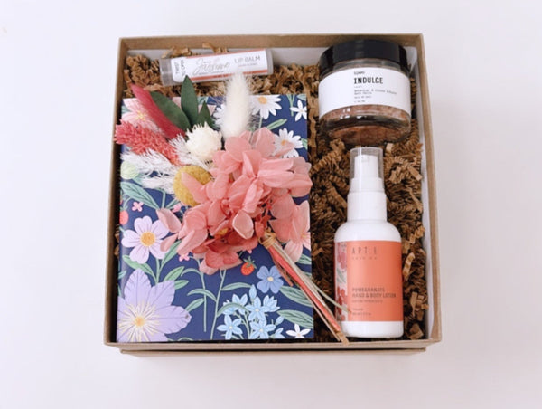 FLORAL NOTES