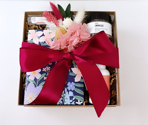 FLORAL NOTES